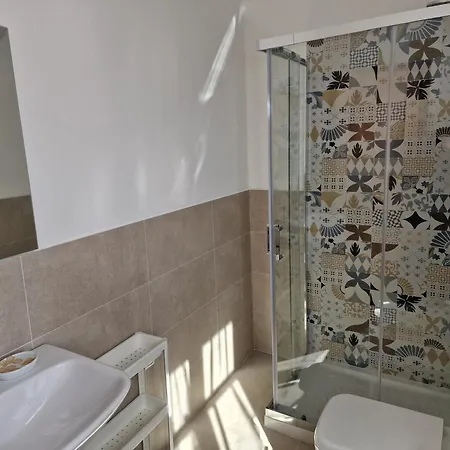 M315 - Marcelli, Comodo Bilocale A 200 Mt Dal Mare Appartement